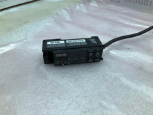 Load image into Gallery viewer, KEYENCE LV-21AP 33701169
