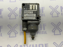 Load image into Gallery viewer, ALLEN BRADLEY 836T-T251J SER B PRESSURE SWITCH
