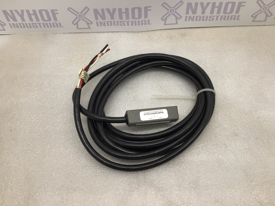 U- SENTROL GuardSwitch Series 200 Non-Contact Safety Switch # 251-F7Z-12K
