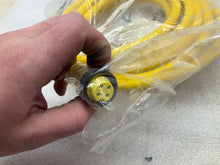 Load image into Gallery viewer, BRAD CONNECTIVITY 104000A01F120 4p Female Straight Cable 12ft
