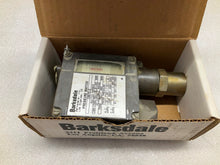 Load image into Gallery viewer, BARKSDALE D9675-2
