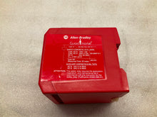 Load image into Gallery viewer, ALLEN BRADLEY 440R-ZBR520AZ1 SER A
