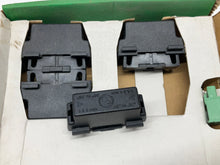 Load image into Gallery viewer, Telemecanique/Schneider Electric W416810530111 Panel cover and accessories
