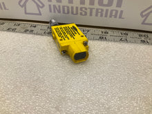 Load image into Gallery viewer, Banner SME312DVQD-70291 Mini-Beam Photoelectric Sensor
