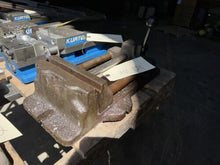 Load image into Gallery viewer, Heinrich 8SV 8&quot; Machinist Bench Vise 8&quot; Open Grip Master Slide- HEHAE36
