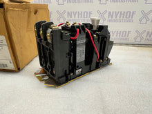 Load image into Gallery viewer, ALLEN BRADLEY 509-A0D MOTOR STARTER

