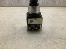 Load image into Gallery viewer, Allen Bradley 800T-T4T8 Ser T
