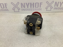 Load image into Gallery viewer, ALLEN BRADLEY 800T-FXTA1
