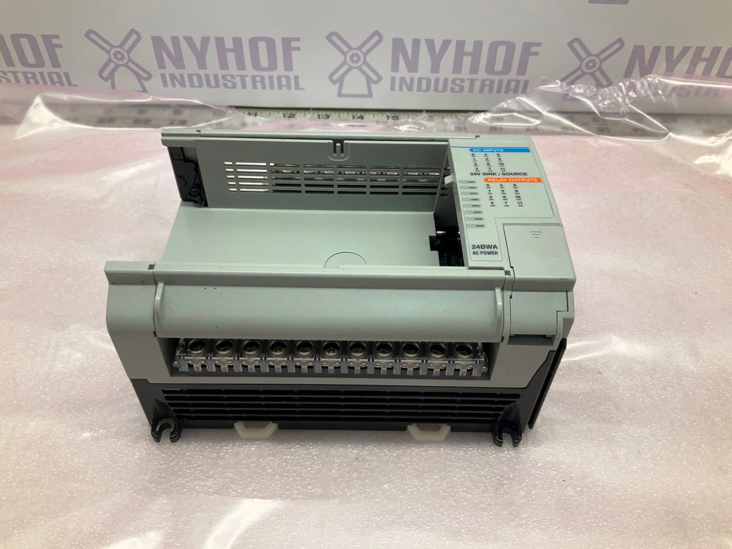 ALLEN BRADLEY 1764-24BWA SER A REV A MicroLogix 1500
