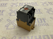 Load image into Gallery viewer, Allen Bradley 700-P400A1 (JV)
