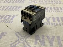 Load image into Gallery viewer, Telemecanique LC1 D09 10 (JV)
