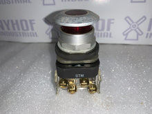 Load image into Gallery viewer, ALLEN BRADLEY 800T-FXP16A1 SINGLE CONTACT (USED)
