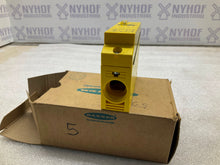 Load image into Gallery viewer, BANNER Q85BB62D
