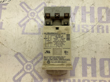 Load image into Gallery viewer, Allen Bradley 700-HR52TA17 Ser A (JV)
