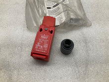 Load image into Gallery viewer, ALLEN BRADLEY 440K-C21094 SER A
