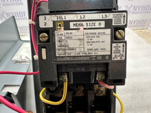 Load image into Gallery viewer, SQUARE D CLASS: 8536 TYPE: SBG2 FORM: OFF4P1T STARTER W/ ENCLOSURE
