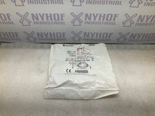 Load image into Gallery viewer, ALLEN-BRADLEY 871TM-DH8NP18-N4 SER A
