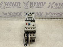 Load image into Gallery viewer, ALLEN BRADLEY 100-C09D*10 SER A W/ 193-EEBB SER A

