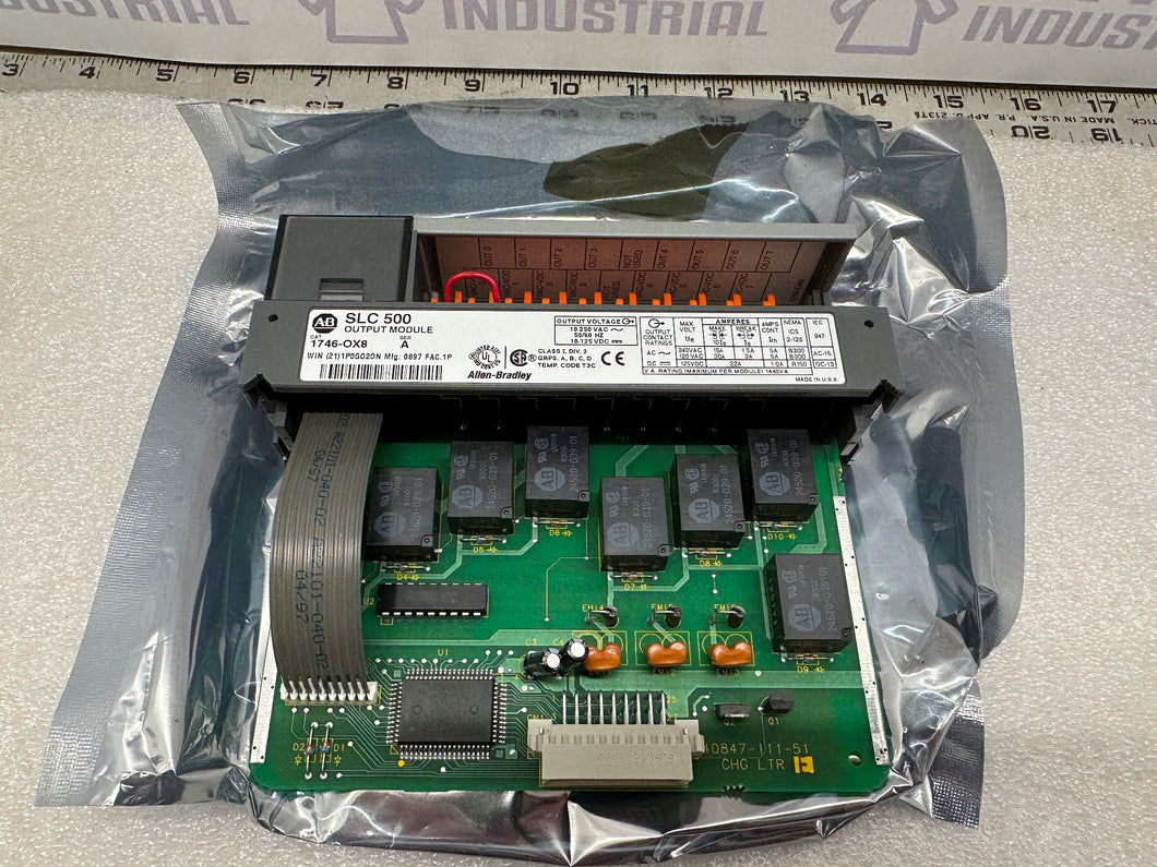 ALLEN BRADLEY 1746-OX8 SER A