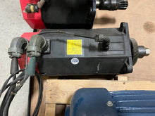 Load image into Gallery viewer, FANUC A06B-0501-B755 SERVO MOTOR
