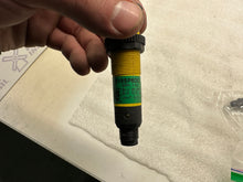 Load image into Gallery viewer, BANNER S18SP6DQ SENSOR
