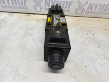 Load image into Gallery viewer, Parker D1VW001CNYWF 91 Hydraulic Valve
