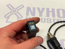 Load image into Gallery viewer, Keyence PZ-M73P W/ Cables
