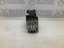Load image into Gallery viewer, ALLEN BRADLEY 700DC-F400 SER C
